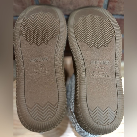 MUK LUKS BOOTIES CABLE SWEATER KNIT BROWN SHERPA SLIPPERS BOOTS SIZE 7-8 NWOT - Picture 5 of 9